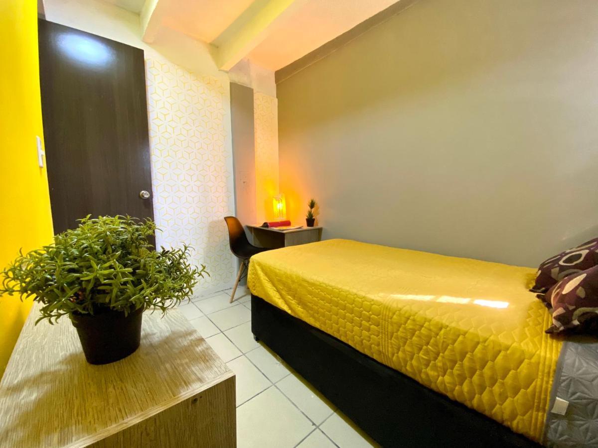 Roomies Hostel - Santa Maria La Ribera เม็กซิโกซิตี้ ภายนอก รูปภาพ