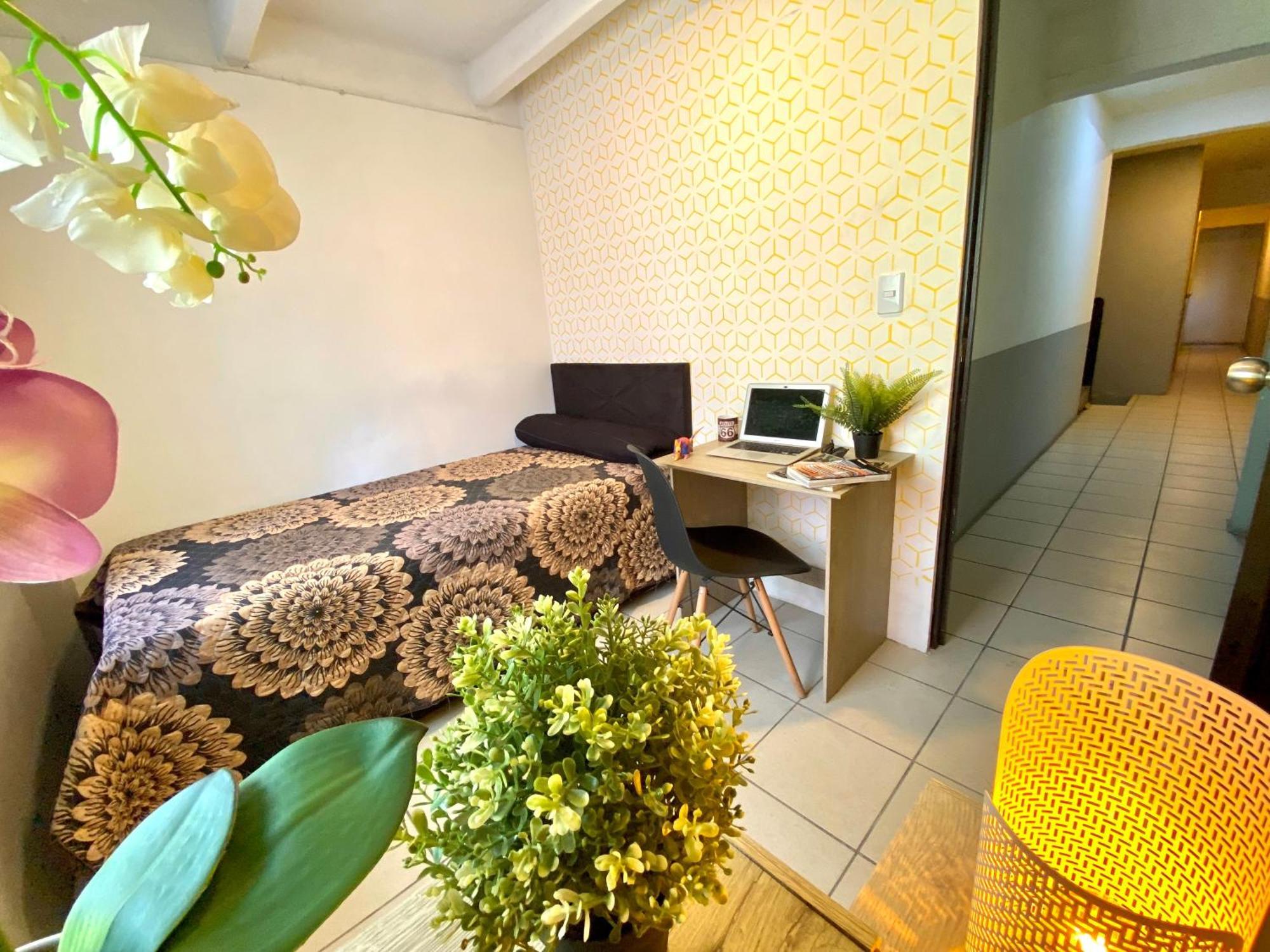 Roomies Hostel - Santa Maria La Ribera เม็กซิโกซิตี้ ภายนอก รูปภาพ